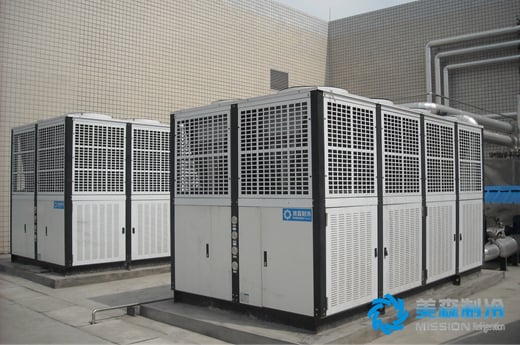 風冷螺桿式冷水機和水冷螺桿冷水機區別
